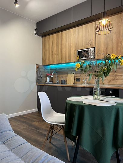 2-к. квартира, 57 м², 4/24 эт.