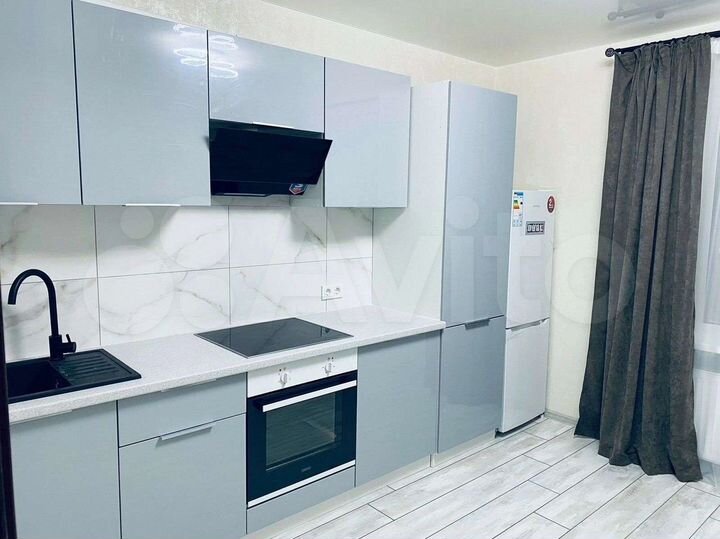 1-к. квартира, 43 м², 8/24 эт.