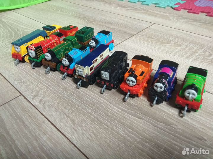 Машинки паровозик Томас
