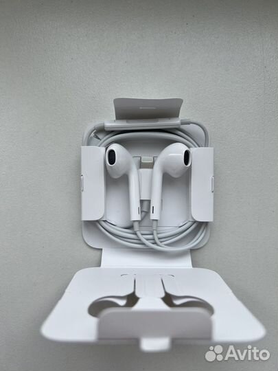 Наушники apple earpods