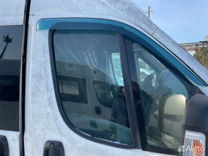 Дверь боковая передняя правая Peugeot Boxer 4H03