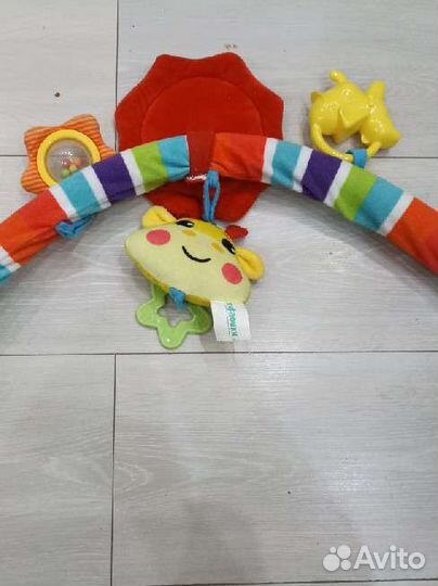 Музыкальный мобиль на кроватку