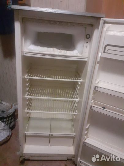 Б/у холодильник. Все в хорошем состоянии