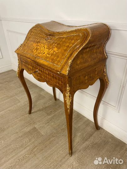 Антикварное бюро