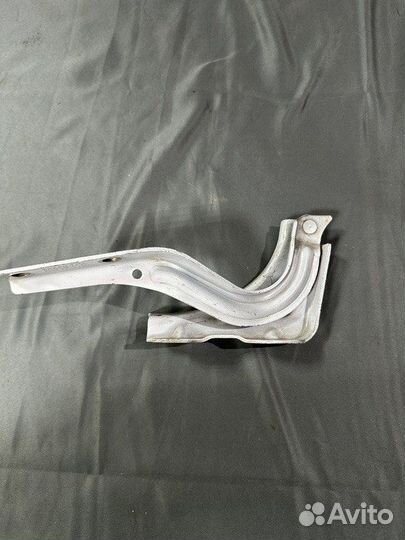 Петля капота правая Exeed Vx 2022