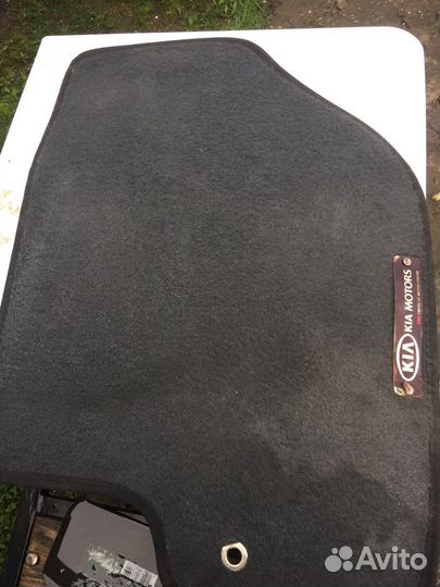 Продам оригинальные коврики Kia Sportage 2010-2016
