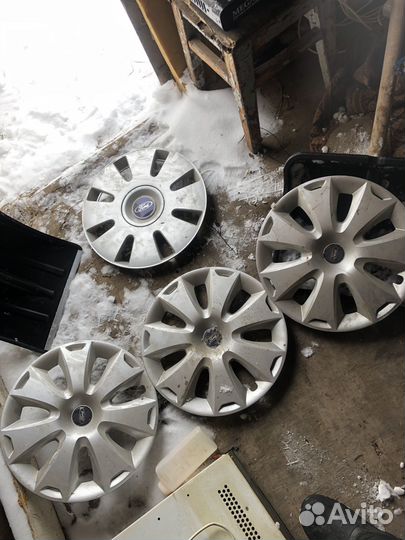 Колпаки на колеса r 16