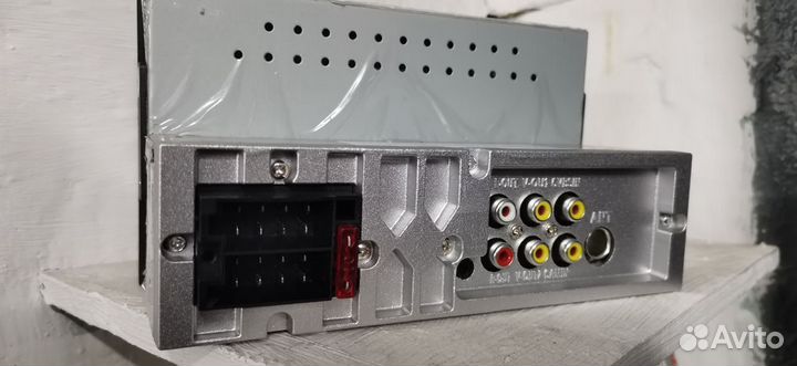 Магнитола 1 din с экраном