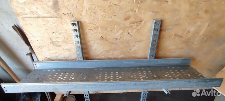 Лоток металлический