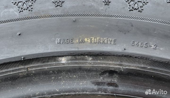 Petlas Snow Master W651 225/50 R17