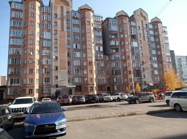 5-к. квартира, 173,3 м², 9/10 эт.