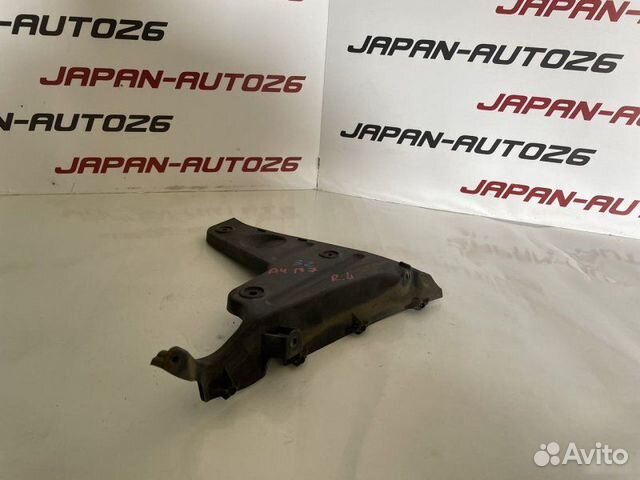 Кронштейн бампера задний левый Audi A4 B7 2.0L