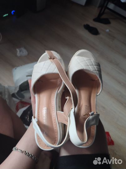 Сандалии, кросовки, вещи, женское