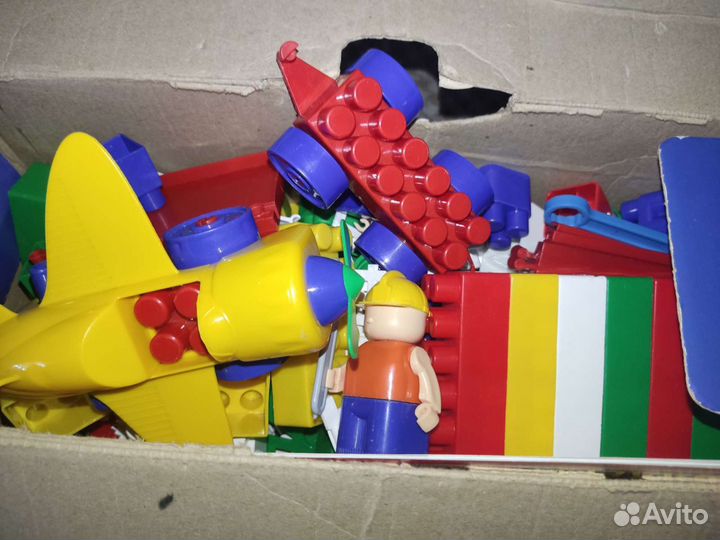 Конструктор типа плейдо для малышей