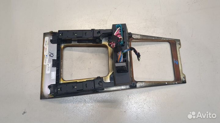 Рамка под кулису Mercedes ML W163, 2002