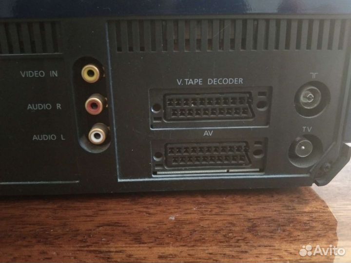 Видеомагнитофон Bang&Olufsen