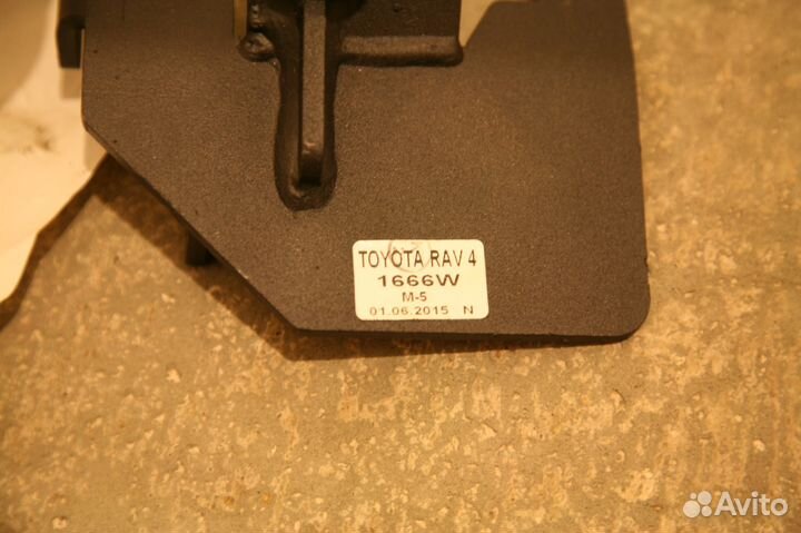 Замок кпп Тойота рав 4
