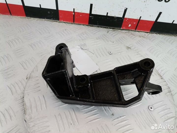 Кронштейн двигателя Opel Astra F рест. 2002