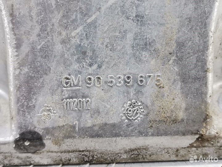 Кронштейн двигателя Opel Omega B рест. 2000