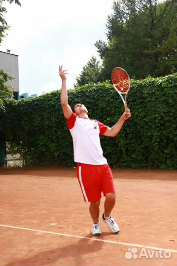 Тренер по большому теннису