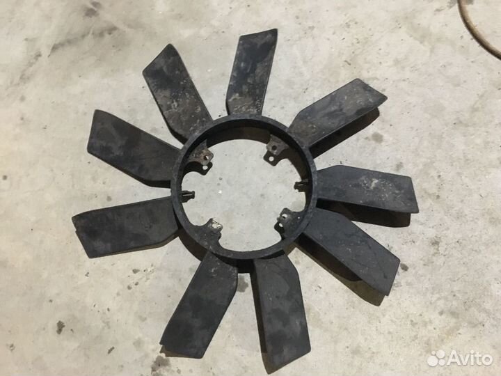 Крыльчатка Mercedes Benz