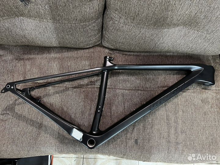 Рама карбоновая 29 L