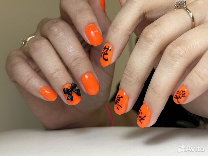 Маникюр / педикюр / наращивание ногтей