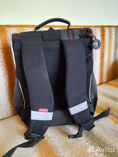 Школьный рюкзак grizzly б/у