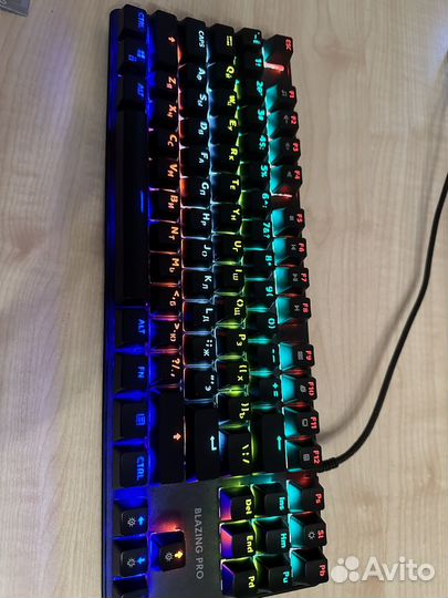 Игровая механическая клавиатура