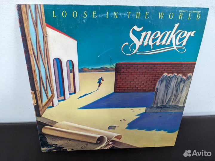 Sneaker Loose in the world 1982 Japan винил
