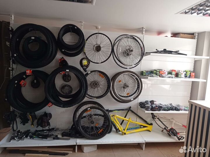 Продам запчасти и аксессуары для велосипедов