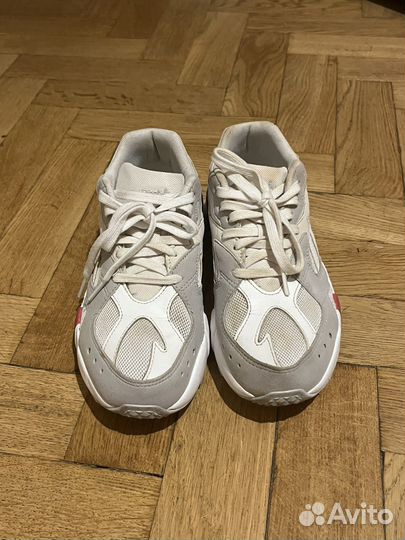 Кроссовки Reebok Aztrek