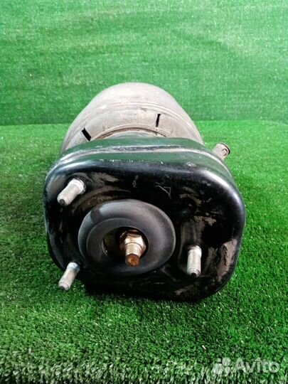 Стойка подвески задняя левая Toyota Harrier