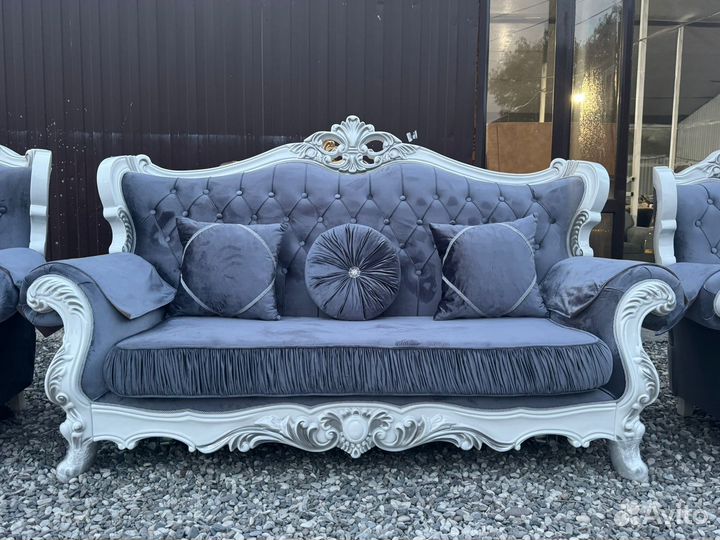 Мягкая мебель диваны и кресла