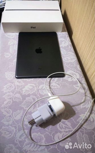 Apple iPad 10,2