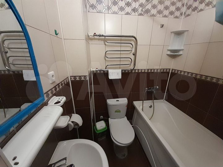 Дом 1200 м² на участке 6 сот.