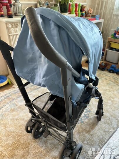 Коляска прогулочная трость chicco