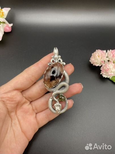 Серебряная подвеска с турмалином. Змея