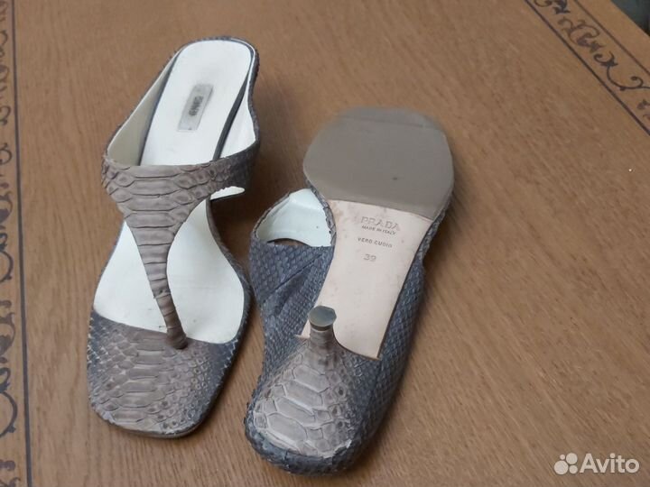 Шлепанцы женские