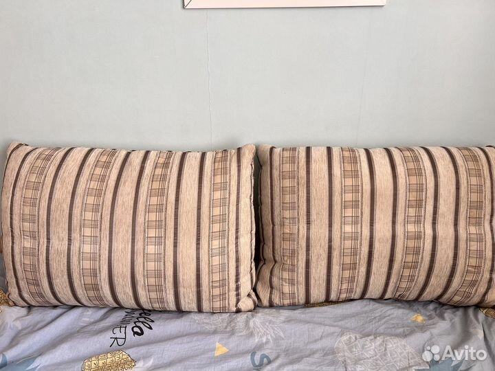 Диванные подушки большие