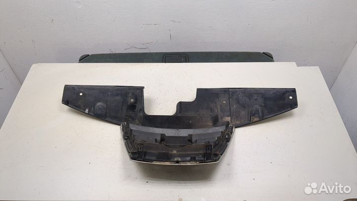 Решетка радиатора Nissan Juke, 2011