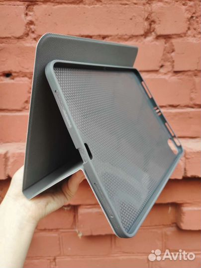 Чехол книжка iPad Pro 11