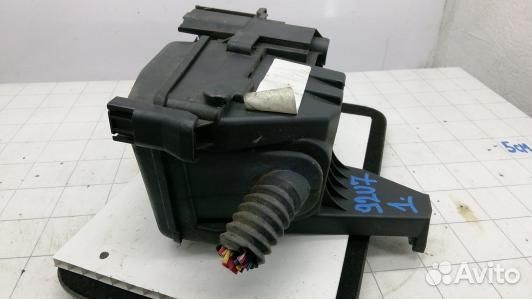 Блок предохранителей volvo XC90 1 (92U07M101)