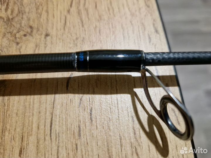 Спиннинг black hole air