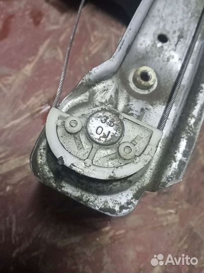 Стеклоподъемник задний левый Ford Focus I