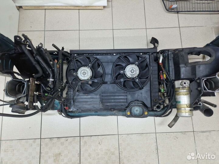 Передняя панель (Телевизор) Ауди 80 Б4 V6/2.0