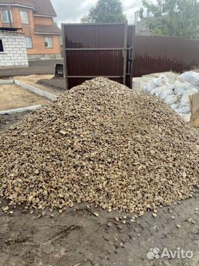 Щебень и песок