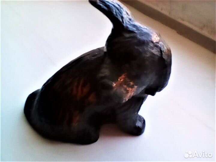 Фигурка собака