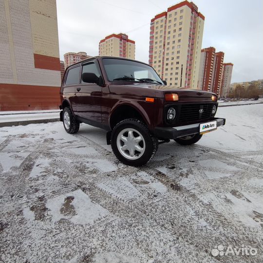 LADA 4x4 (Нива) 1.7 МТ, 2014, 185 000 км