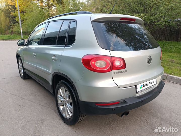 Volkswagen Tiguan 2.0 AT, 2010, 205 000 км